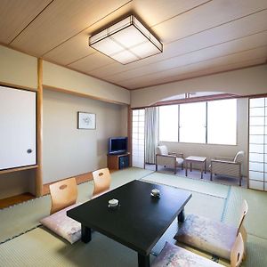 Japanese Style Classic Room Four Futon Beds